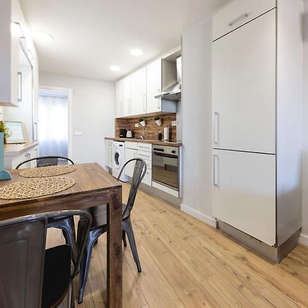 Bravissimo Eiximenis, With Beautiful Terrace And Views Apartment Girona Ngoại thất bức ảnh