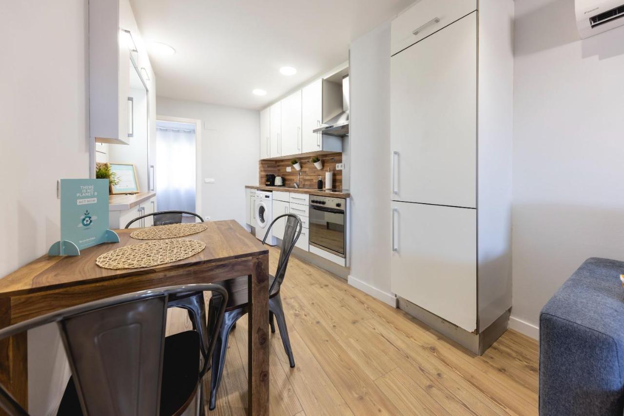 Bravissimo Eiximenis, With Beautiful Terrace And Views Apartment Girona Ngoại thất bức ảnh